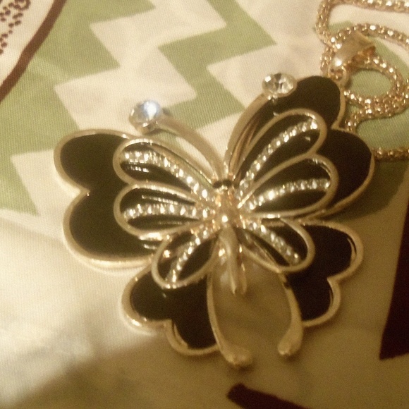 Black Butterfly necklace - Picture 3 of 5